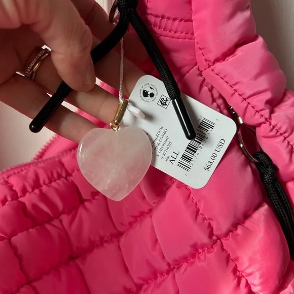 Free People Quilted Carryall Pink Bubblegum NWT w/ heart quartz charm - Picture 3 of 4